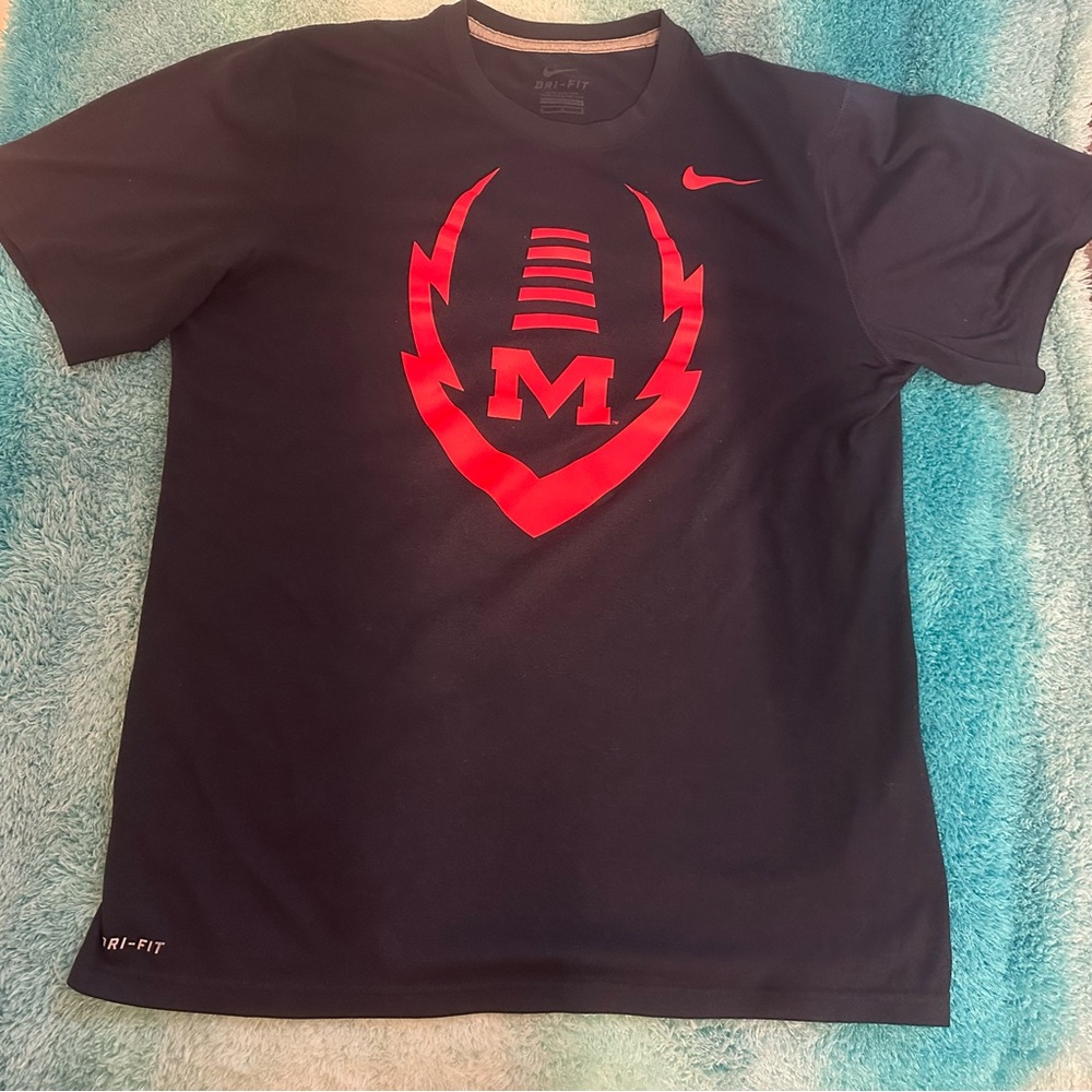🔥 🏈 Nike OLE MISS Touchdown DRI FIT Tee Shirt NAVY/RED Men's MEDIUM